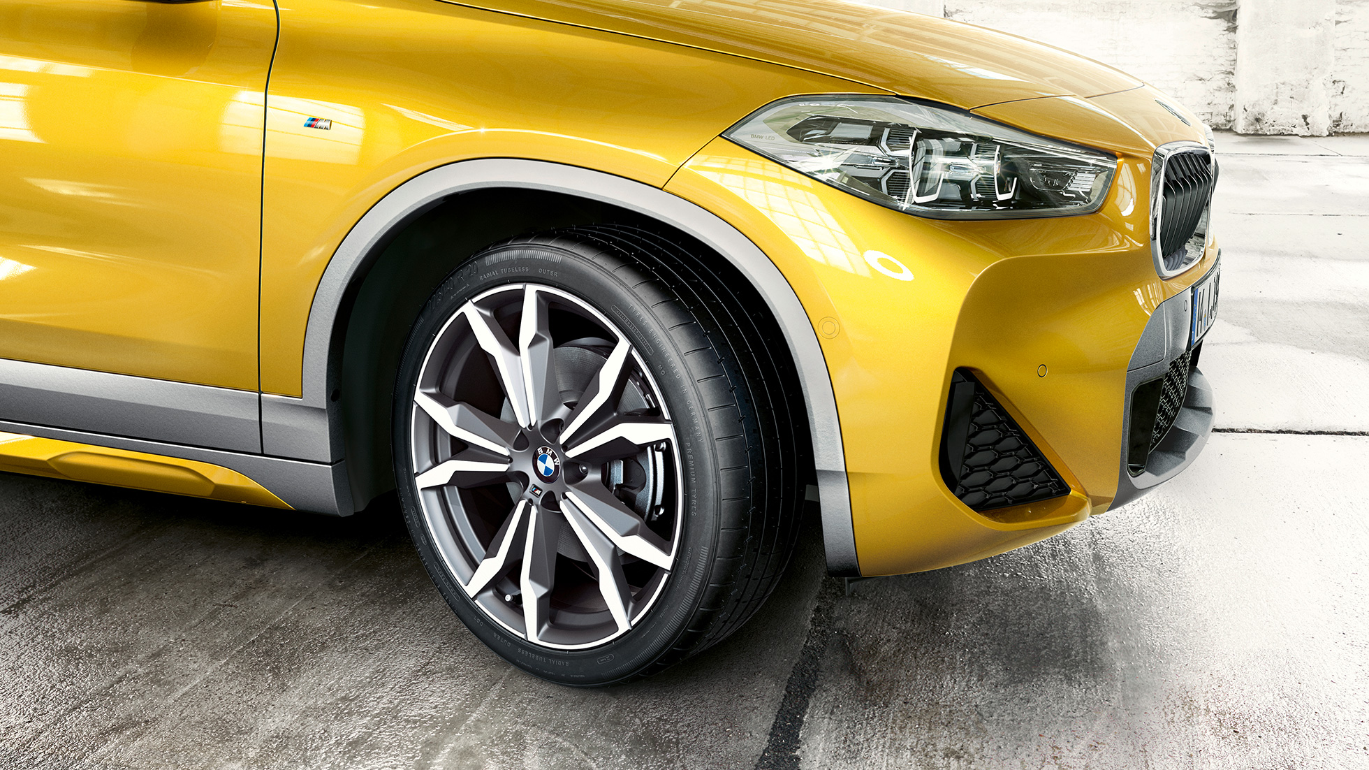 גלגלי סגסוגת קלה BMW X2 2018 F39 BMW X2 2018 F39 זהב מטאלי, גלגלי סגסוגת קלה